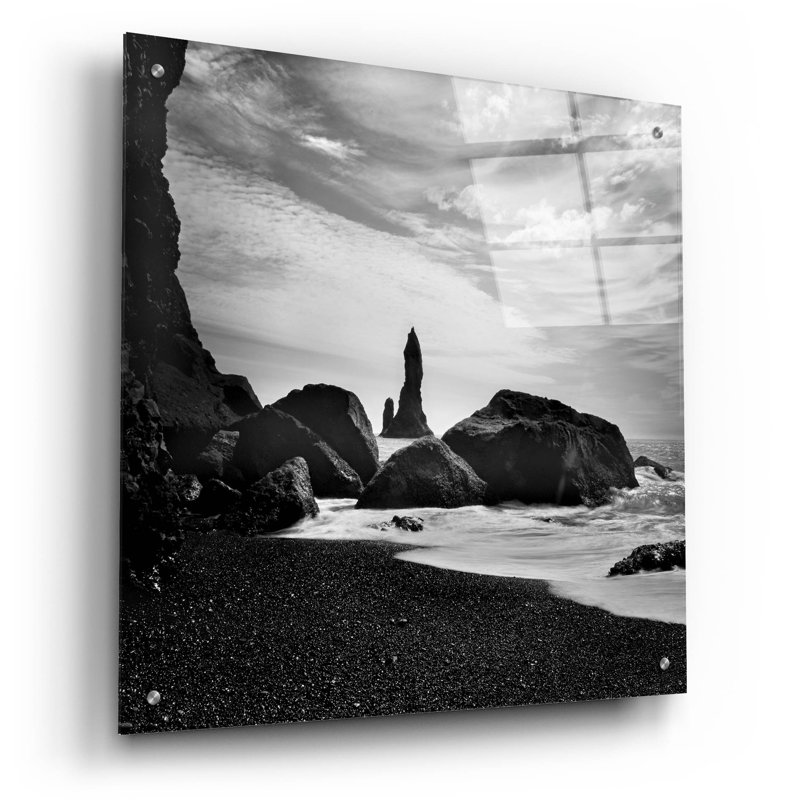 "Islande Vik Rocks" par Nina Paponcek, H 24 po x l 24 po x P 0,2 po