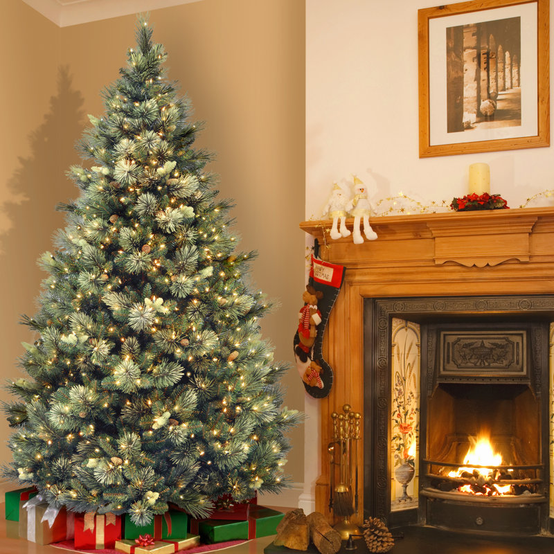 Carolina Green Pine Artificial Christmas Tree, 7.5' H