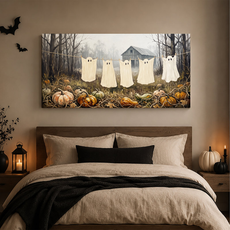 «White Ghost Sheets Drying on Line in Pumpkin», art mural sur toile, L 40 po x H 20 po