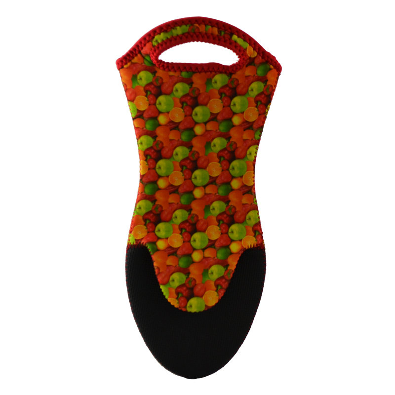 Three Star Im/Ex Inc. Oven Mitt