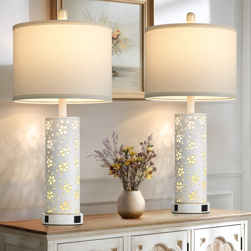 Lampes de table 27 po avec découpes, ports USB et ampoules DEL incluses,  Flora blanc pétale