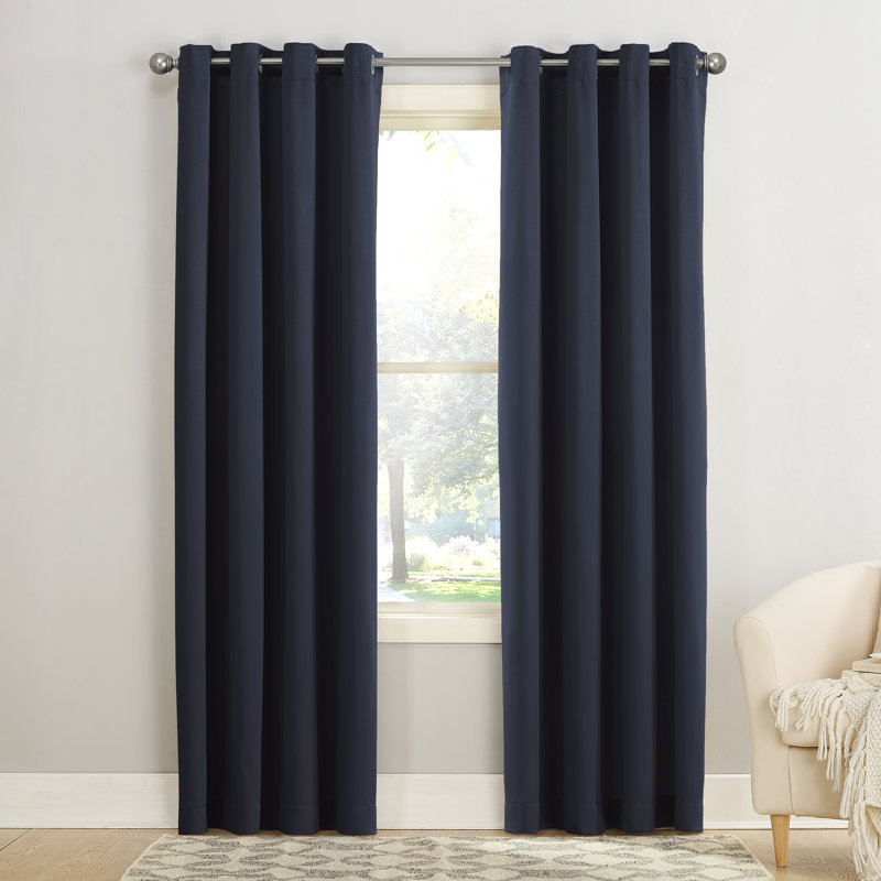 Panneau de rideau à œillets thermique Wayfair Basics® Alianna, Marine, l 54" x L 84"