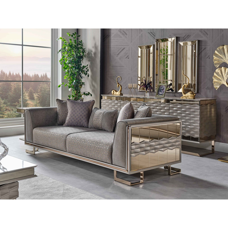 Canapé rembourré Modern Glam avec structure en métal et coussins décoratifs
