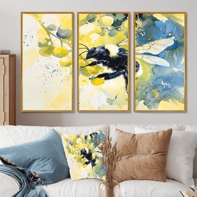 Busy Wings Bee Watercolor - Bee Wall Art Set
