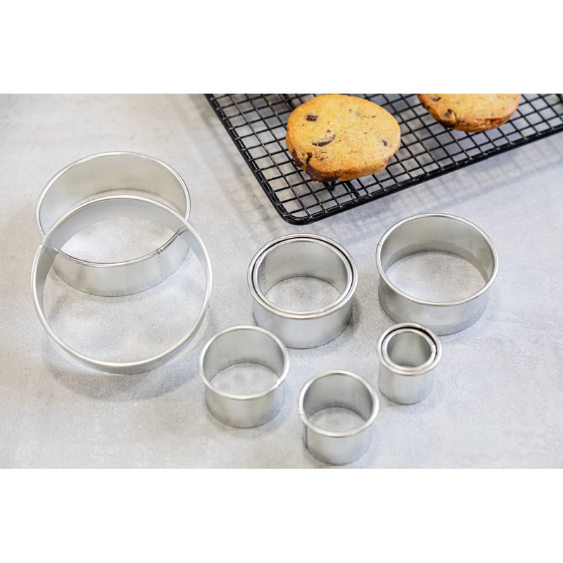 11 Piece Round Plain Pastry Cutter Set