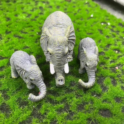 Animals Figurines & Sculptures
