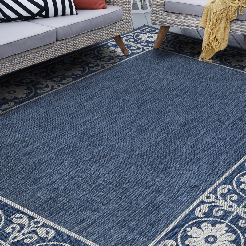 Tapis bleu marine Jubilee, Rectangle 5 pi 3 po x 7 pi 3 po