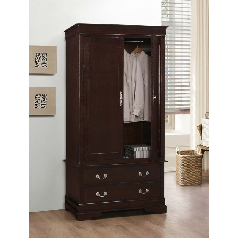 Élégante armoire de rangement à finition cappuccino avec beaucoup d'espace et une fabrication durable, parfaite pour les maisons traditionnelles et modernes.