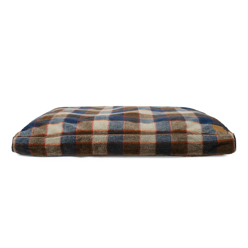 Pendleton Pet Napper, Mountain Plaid, Medium (36"w x 27"d x 4"h)