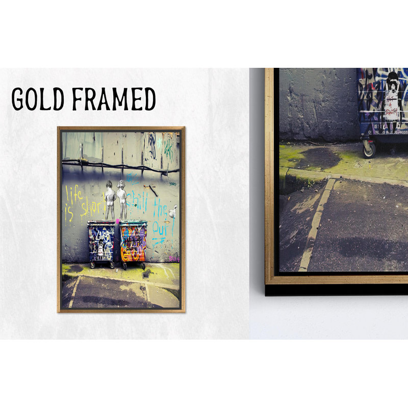 «Banksy Inspired Peeing Boy Graffiti», reproduction murale sur toile, 1P, 82,7 po H x 47,3 po l