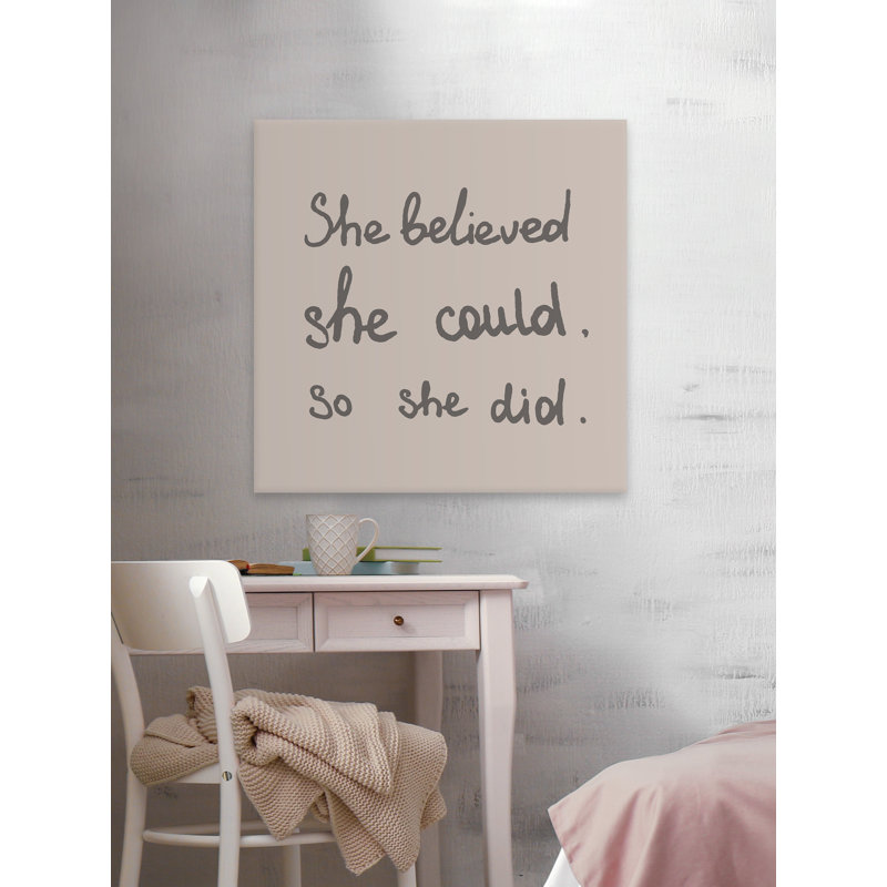 «She Did It», reproduction sur toile tendue, H 18 po x l 18 po x P 1,5 po