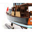 Bateau peint à modèle de dauphin