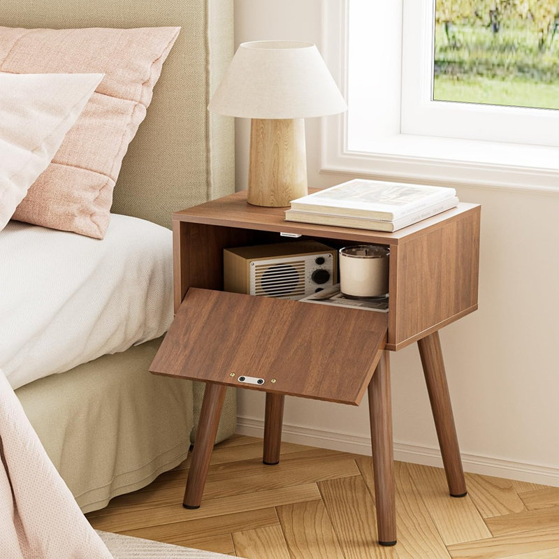 Ensemble de 2 tables de chevet modernes avec portes cannelées, tables d'appoint en noyer, tables de chevet élégantes pour chambre à coucher