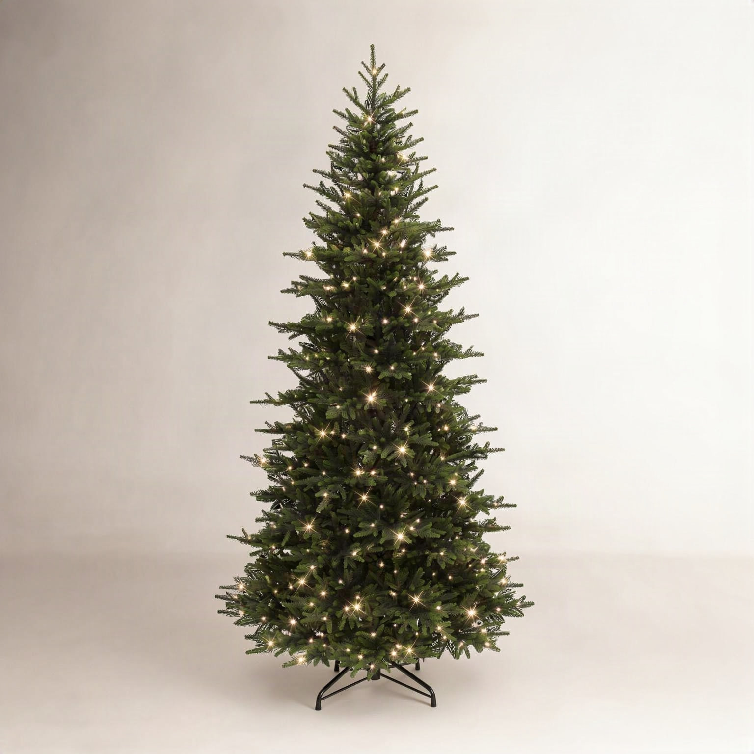 Slim 7.5' Pre-Lit Fir Tree