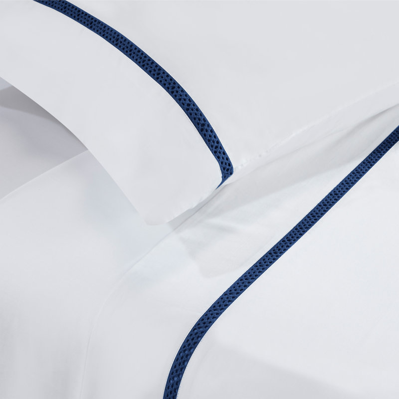 Ensemble de draps en coton Riverton , Ensemble de draps pour lit simple avec 1 taie d'or, Blanc/bleu marine
