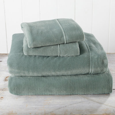 Ultra Soft Micro Plush Velvet Solid Sheet Sets