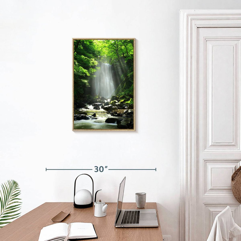 Cascade Kameda ensoleillée, Cadre flottant en bois naturel, 17 po x 25 po