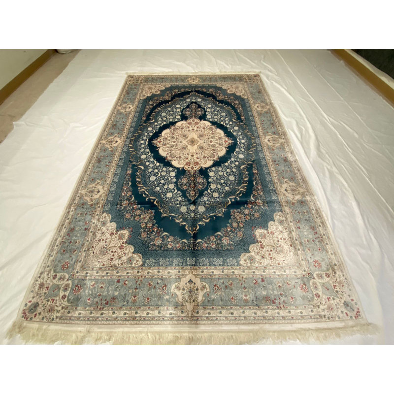 Antep Silk Rug, Rectangle 5'1" x 7'7"