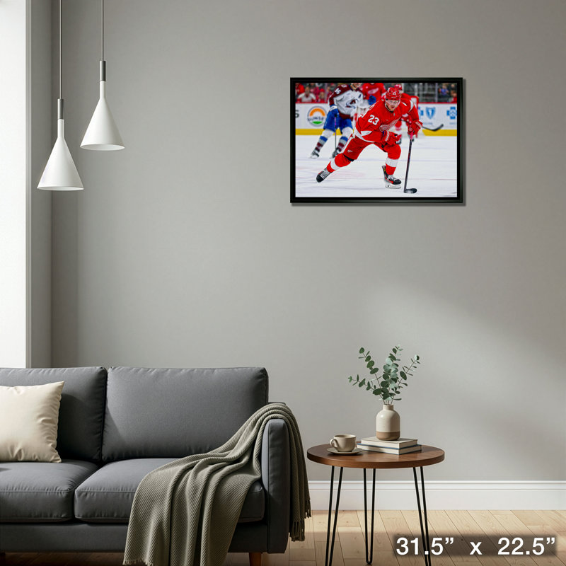 Lucas Raymond, toile encadrée 20 x 29 de Detroit Red Wings
