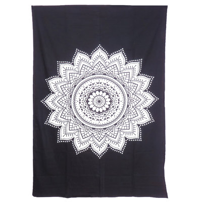 Tapisserie 80 po x 56 po Mandala