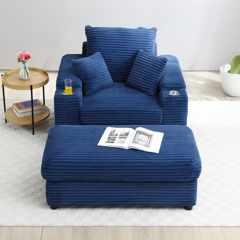 Chaise rembourrée avec repose-pieds Abegale, Velours côtelé bleu marine