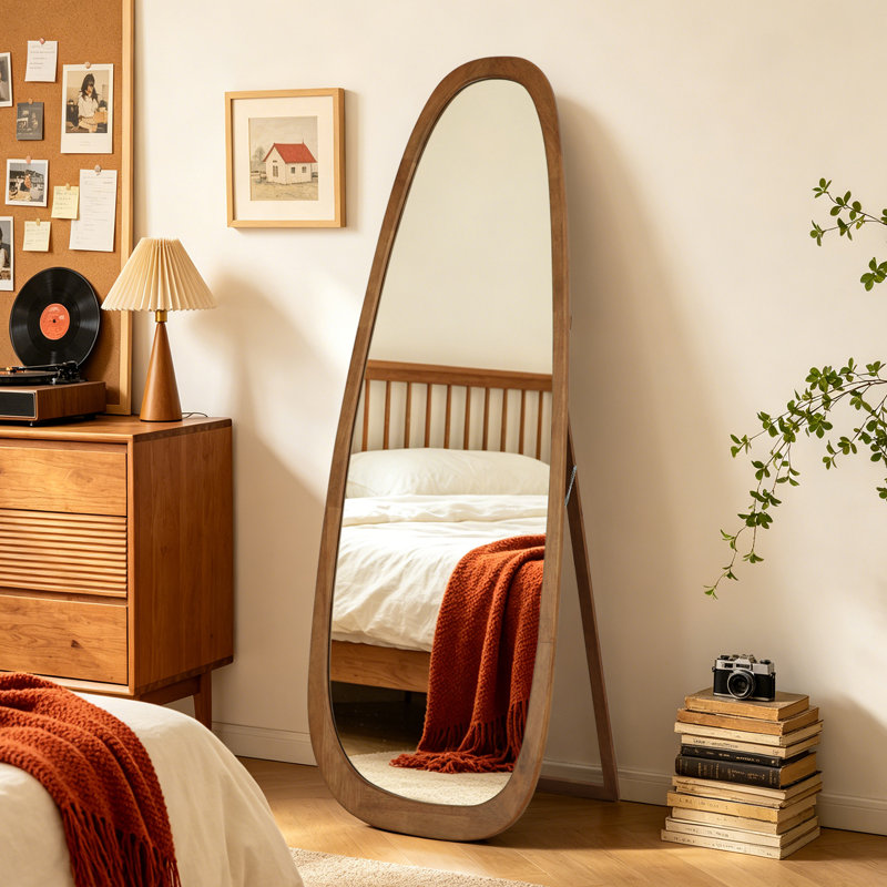 Miroir d'appoint Cotesfield, 65 po x 22 po, Noyer