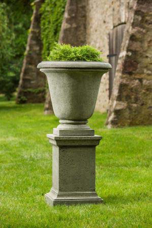 Hampton Planter, English Moss