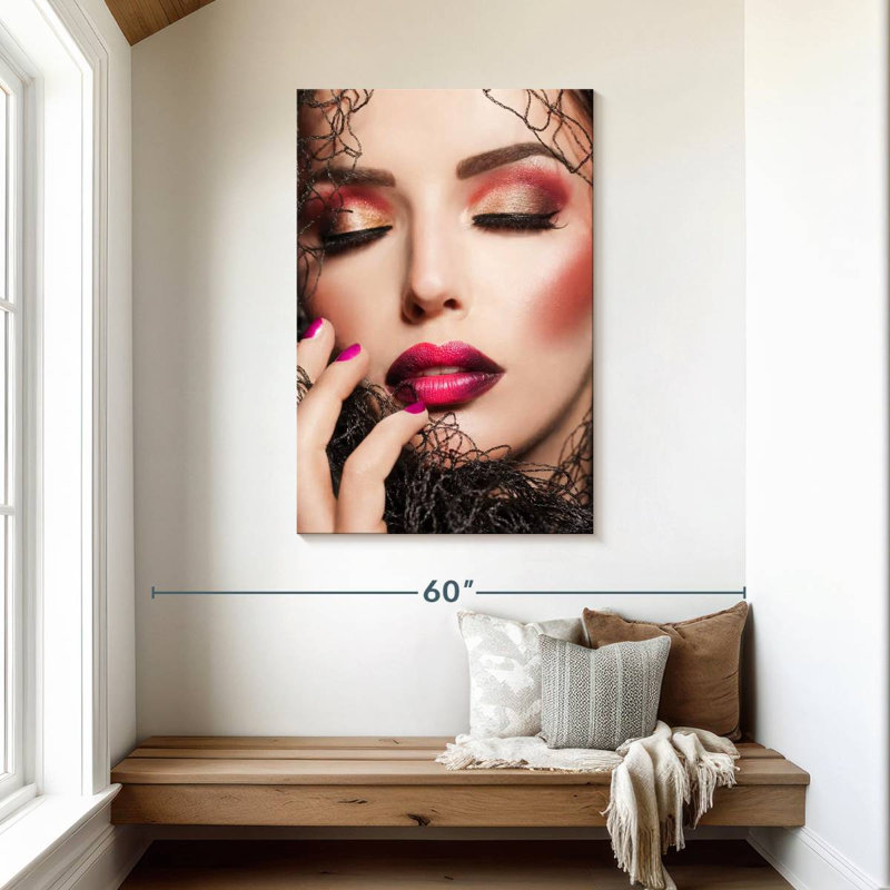 Créatif maquillage magenta, H 45 po x l 30 po