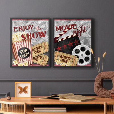 «Movie Night I», reproduction encadrée de qualité supérieure - prête à être accrochée - aucun clou requis - aucun clou requis