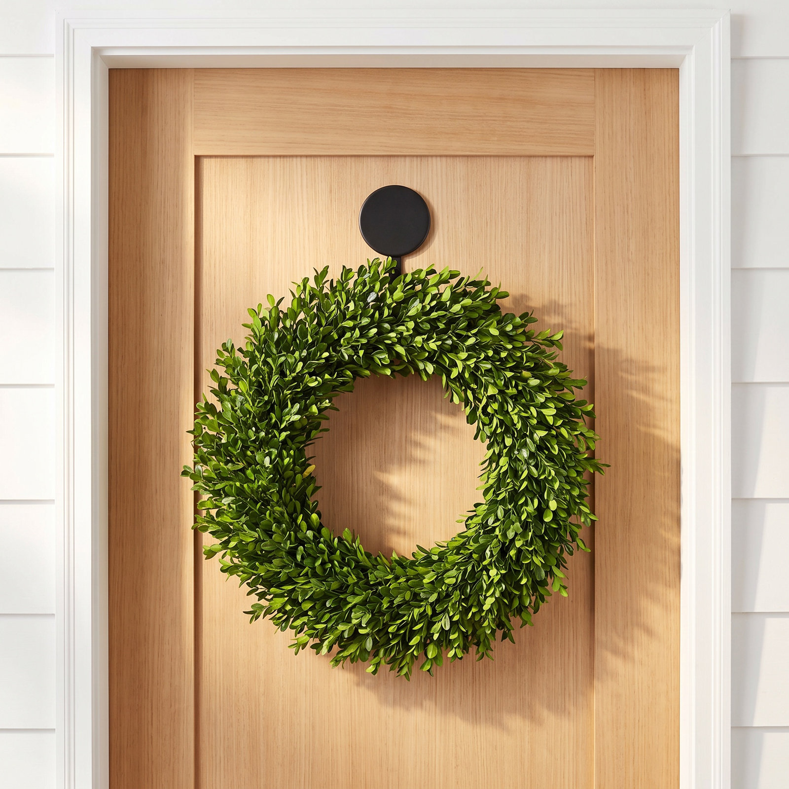 Lekhraj Magnetic Wreath Hanger, Matte Black, 2