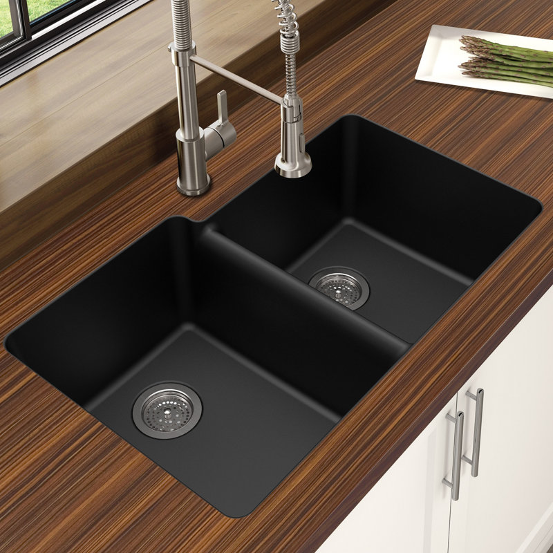 33" L x 21" W Double Basin Undermount Kitchen Sink, Black