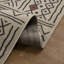 Tapis d'intérieur / extérieur à motif géométrique Tribu-633776346