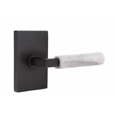 Ensemble de faux levier Emtek Select, rosette rectangulaire moderne, tige carrée en L, poignée en terrazzo clair