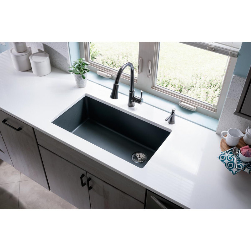 Quartz Classic 33" L x 17.25" W Undermount Kitchen Sink, Dusk Gray