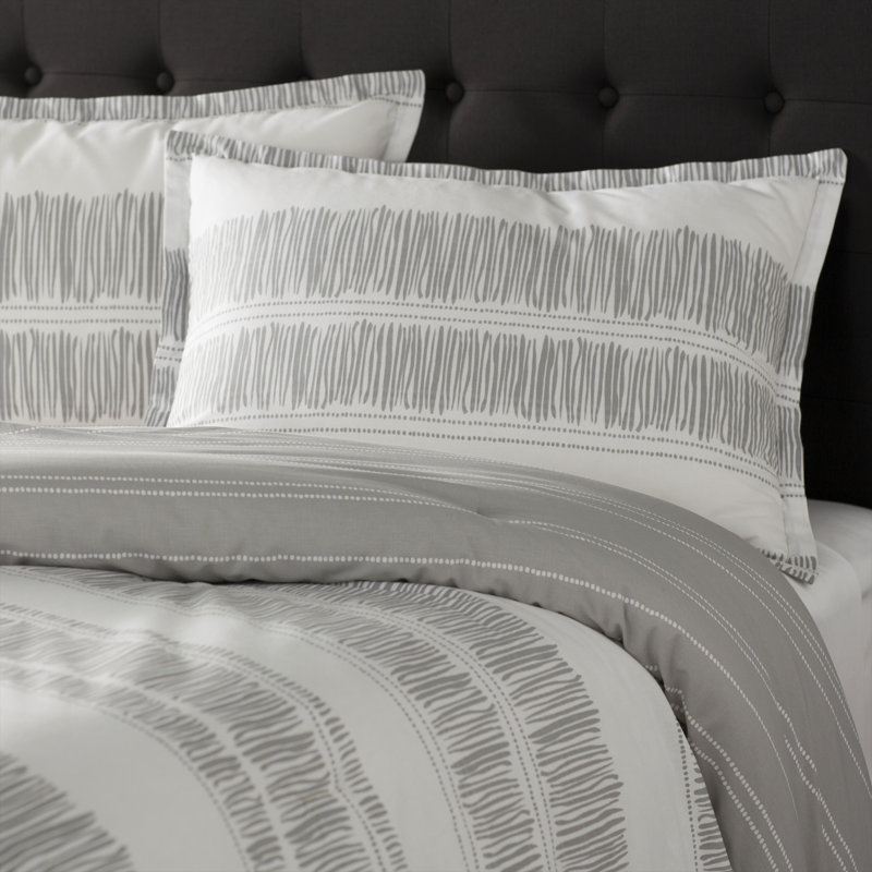 Ziggy Full/Queen White and Gray Cotton Reversible Comforter Set