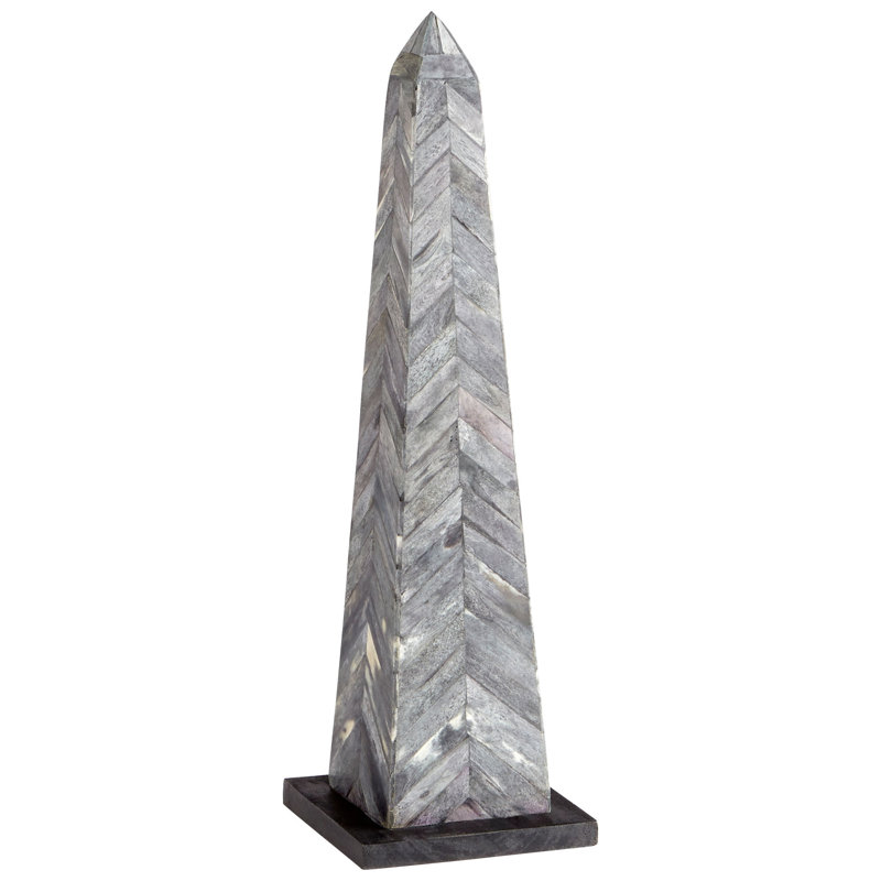 Sculpture obelisk Herring