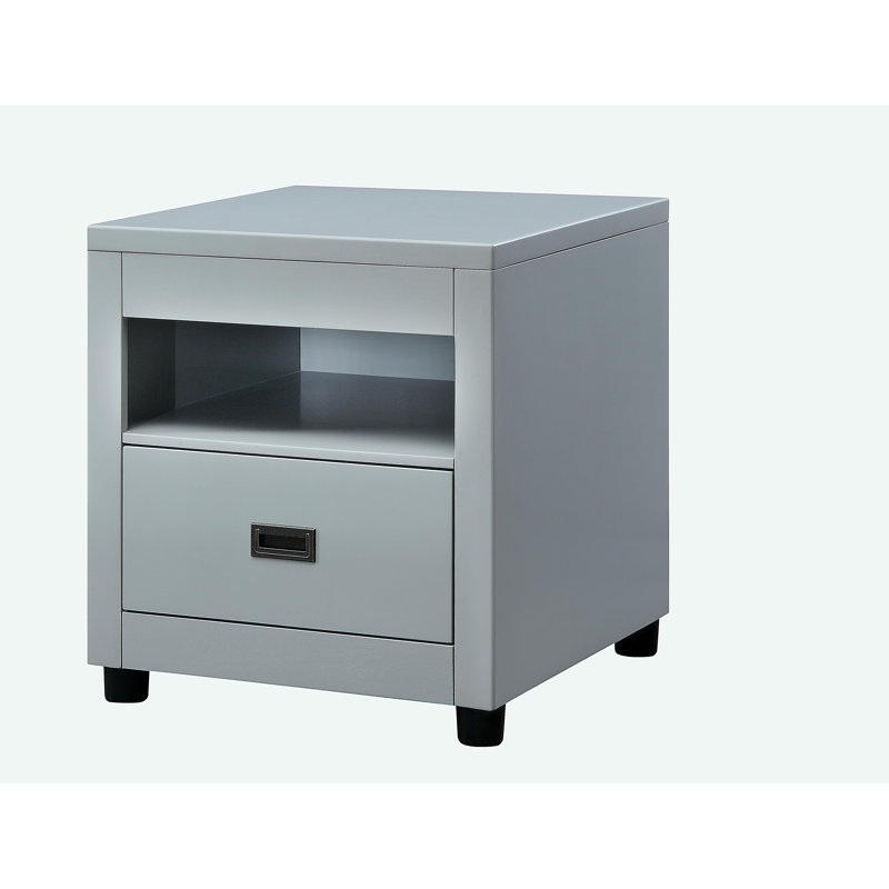 Convient aux petits appartements, table d'appoint compacte, peu encombrant