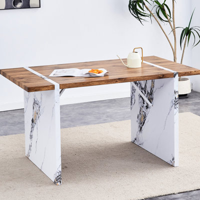 Table de salle à manger, 55 po x 31,5 po, surface en grain de bois naturel. Look moderne. Pieds en marbre blanc. Structure métallique stable. Facile à nettoyer: 55 po x 31,5 po. Conception élégante. Support de cadre. Glissez. Entretien