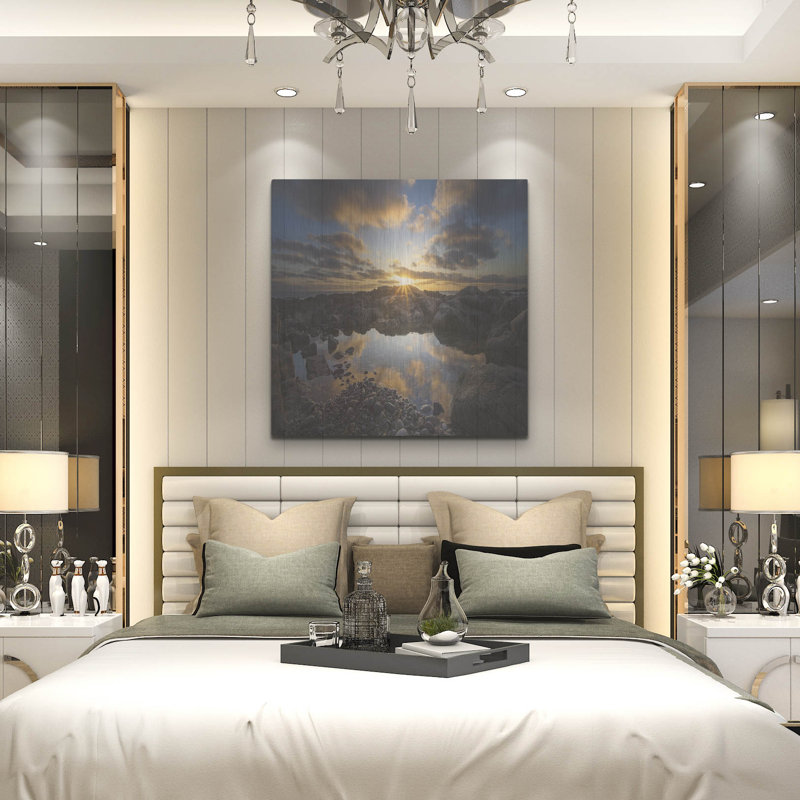 Art mural en métal Winston Porter «Cohasset Mirror» par Patrick Zephyr, H 36 po x l 36 po
