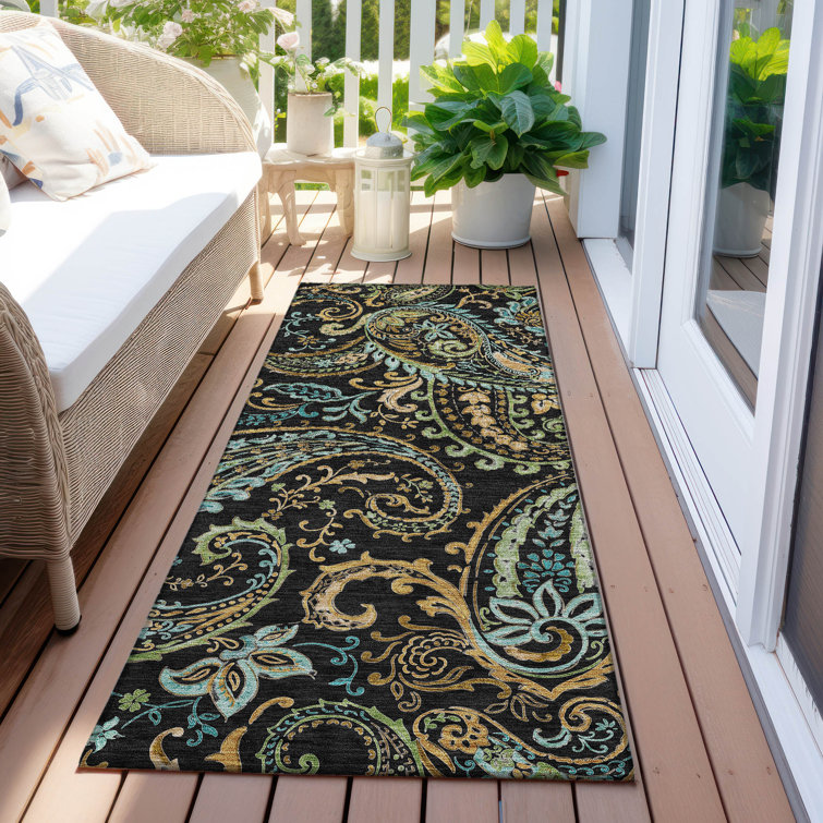 Kinslee Washable Paisley Indoor / Outdoor Rug