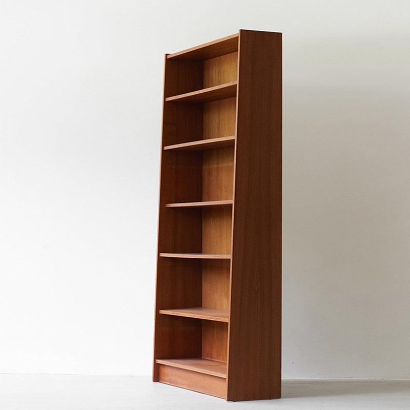 Classic and practical bookcase