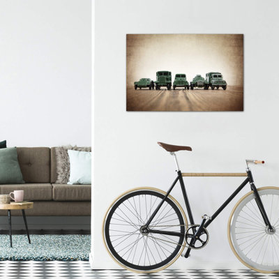 «Army Truck Lin up» par Saint and Sailor Studios - reproduction de photo
