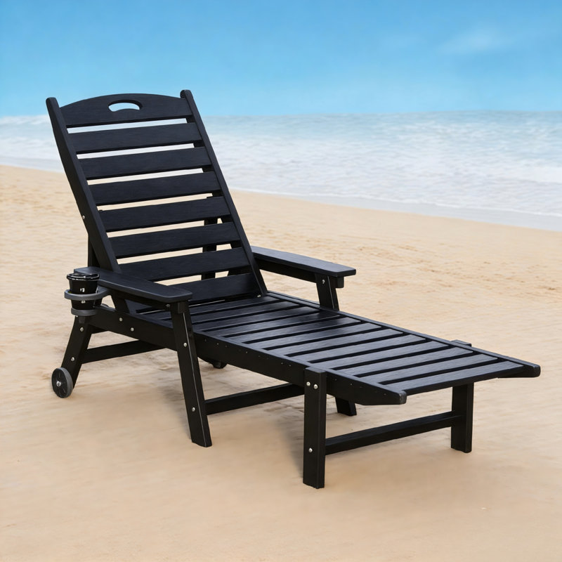 Chaise longue de patio durable en PEHD, conception moderne réglable pour le bord de la piscine