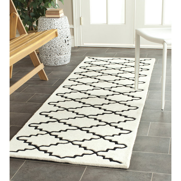 Carolene Hand Tufted Wool Geometric Rug