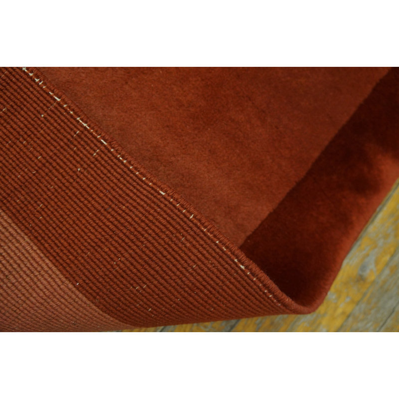 Tapis rouge antique en laine Art Deco