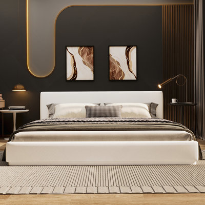 Lit tapissier luxueux très grand, doux et confortable, idéal pour les chambres élégantes et confortables