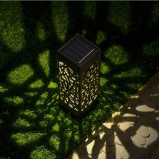 Natural Solar Powered Integrated LED Pathway Light (Set of 4)