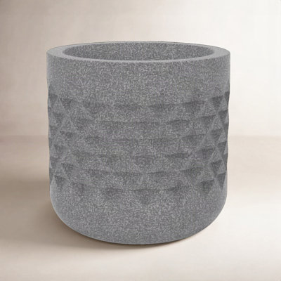 Lisle Pot Planter