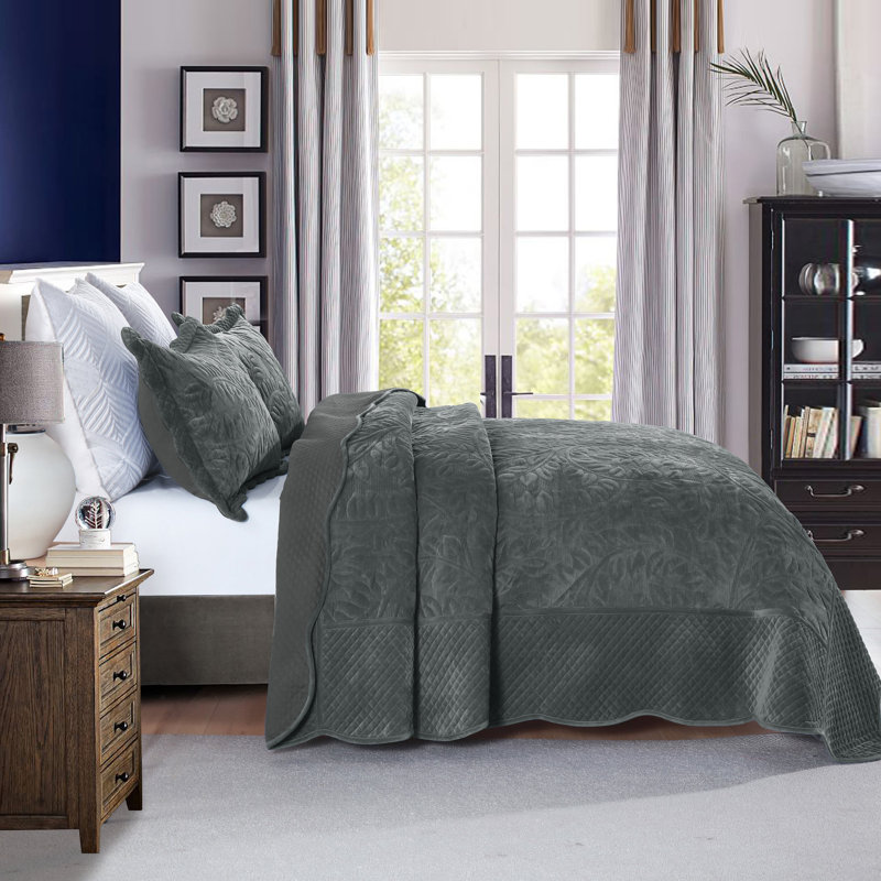 Dark Grey Queen Velvet Quilted 3-Piece Bedding Set