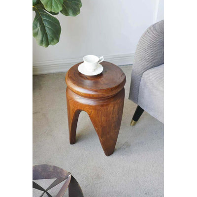 Table d'appoint en bois de paulownia sculptée à la main